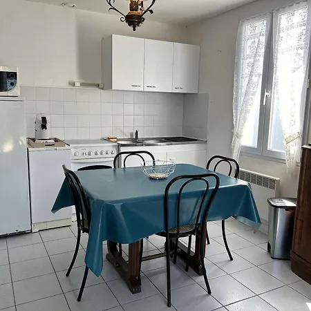 Charmante Maison 2 Avec Jardin Clos, Proche Plage Et Centre - - Fr-1-224b-219