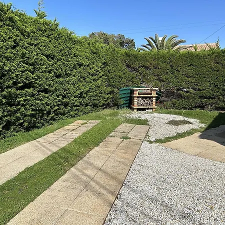 Charmante Maison 2 Avec Jardin Clos, Proche Plage Et Centre - - Fr-1-224b-219 Ferienhaus